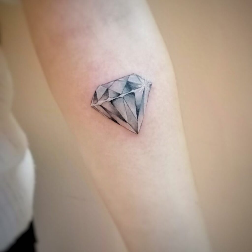 Significado Tatuagem Diamante