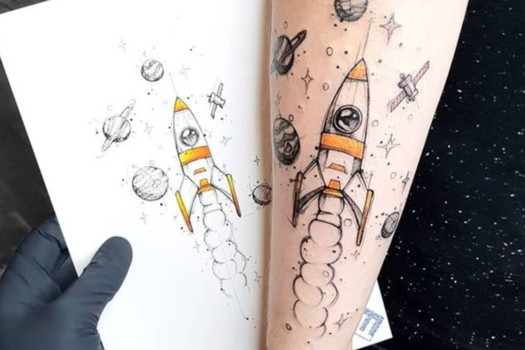 tatuagem de foguete