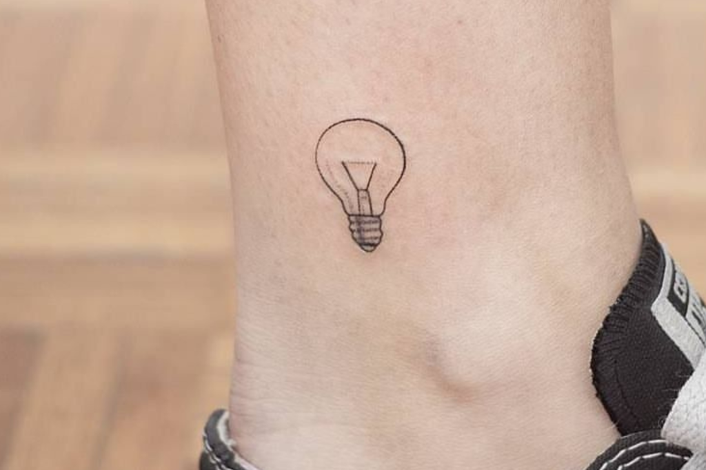 tatuagem-de-lampada-3-1024x683-1 tatuagem de lâmpada