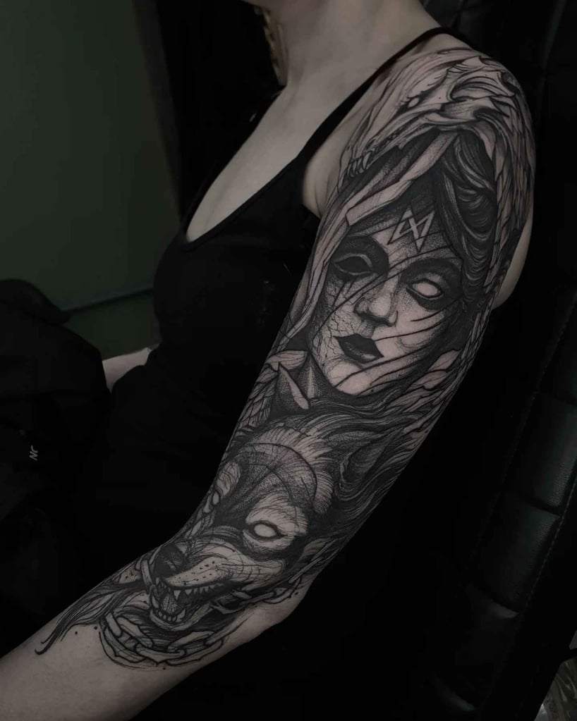 w818-3 Foto de tatuagem feita por Marquinho André (@marquinhoandretattoo)