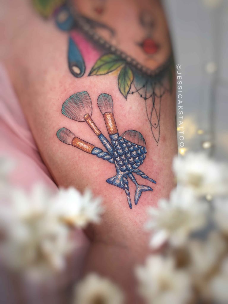Foto de tatuagem feita por Jéssica Sant’ana (@jessicakstattoo)