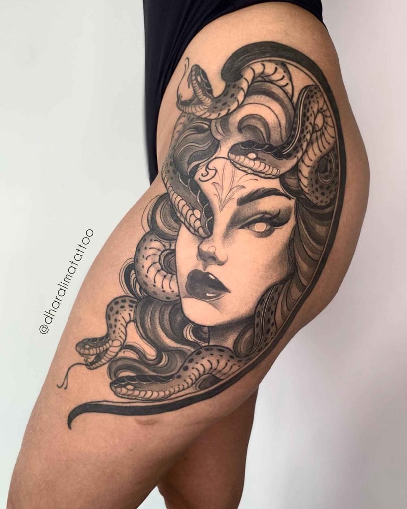 Foto de tatuagem feita por Dhara Lima (@dharalimatattoo)