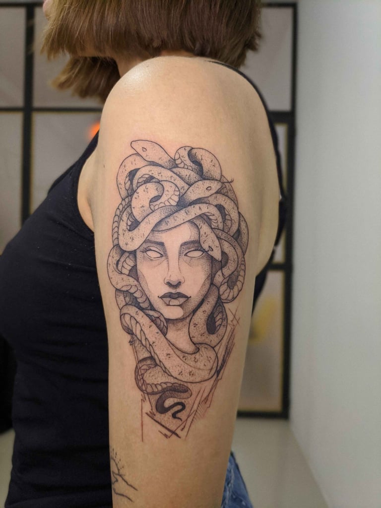 Foto de tatuagem feita por Dieme Brito (@dbritotattoo)