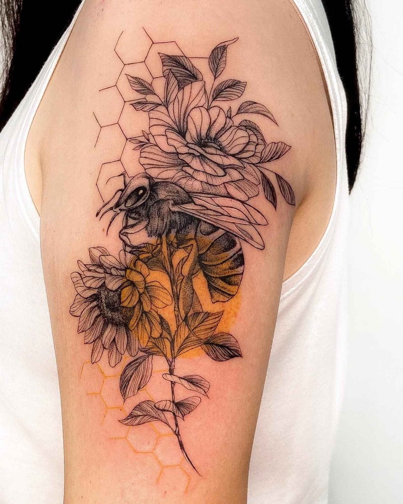 w819-589 Foto de tatuagem feita por Juliana Nammy (@juliananammy)