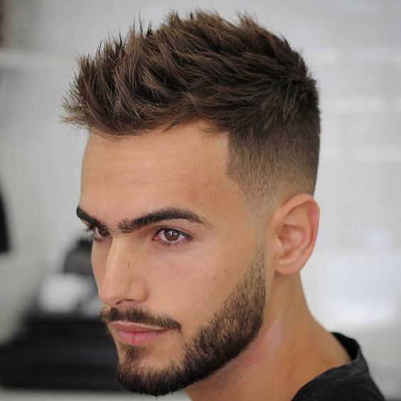 corte undercut masculino arrepiado