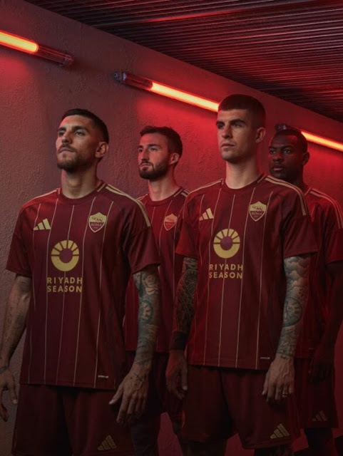 camisa-titular-da-as-roma-2024-2025-e-lancada-pela-adidas-7-585x778-1 camisa titular da as roma 2024 2025 e lancada pela adidas 7 585x778 1