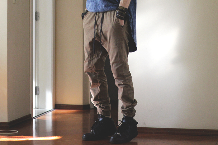 review korova252882529