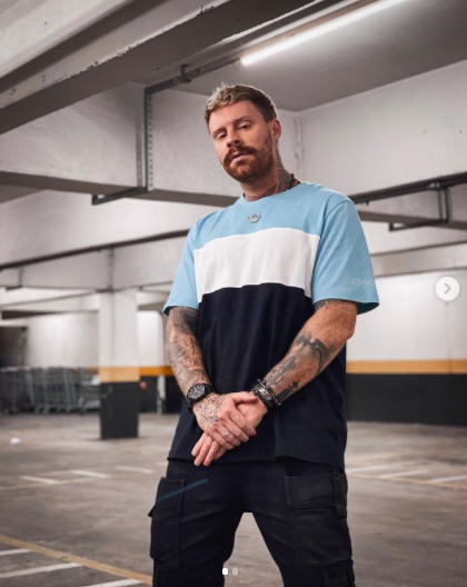 homem-de-presen25c325a7a252812529 homem de presen25c325a7a252812529