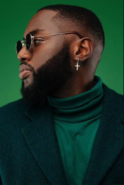 como usar brinco masculino252852529