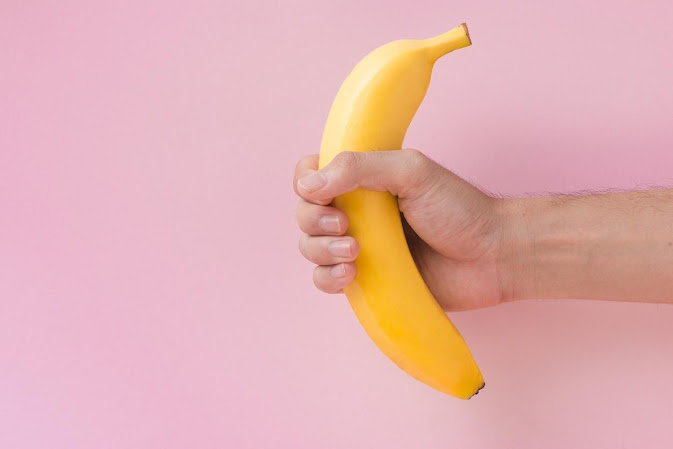 penis torto banana