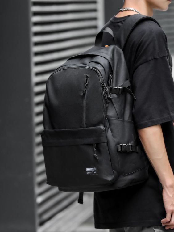 moda-masculina-2023-mochila205 moda masculina 2023 mochila205