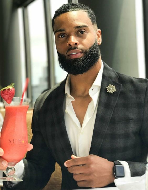 barba-cheia252862529 barba cheia252862529