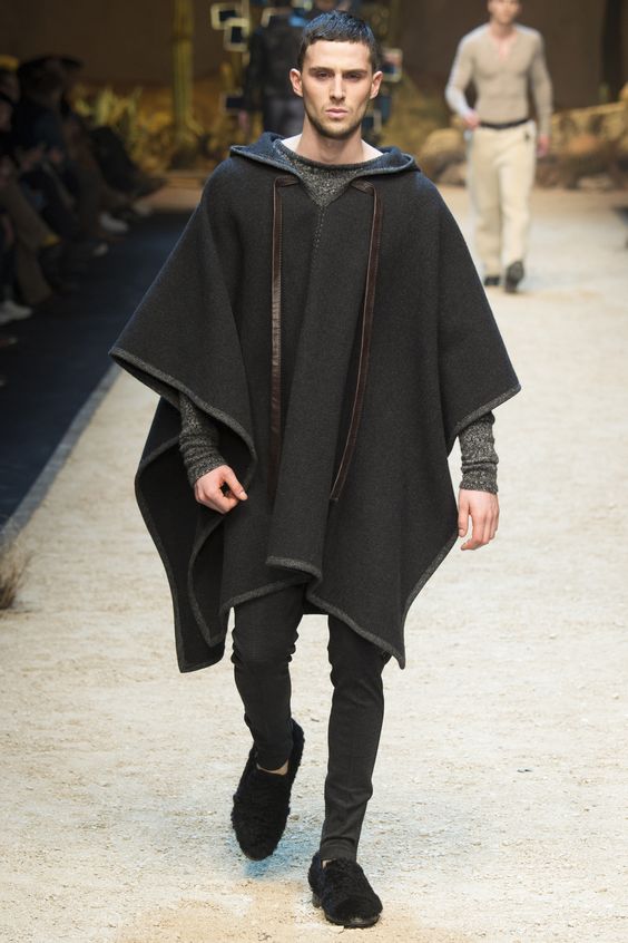 dolce2526gabbanafall2016poncho