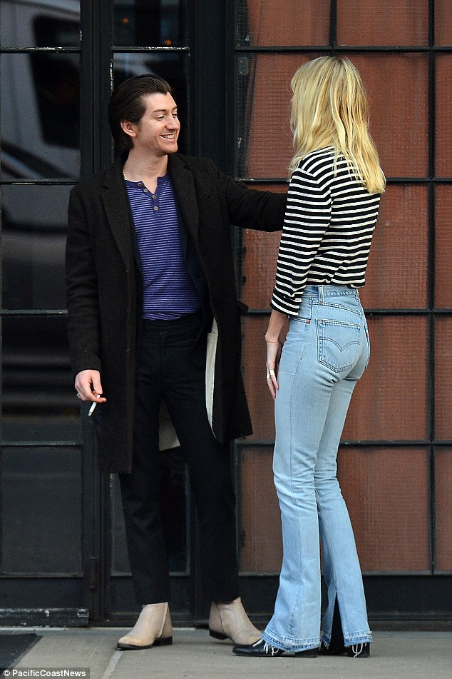 alex turner inspira25c325a725c325a3o visual masculino252892529