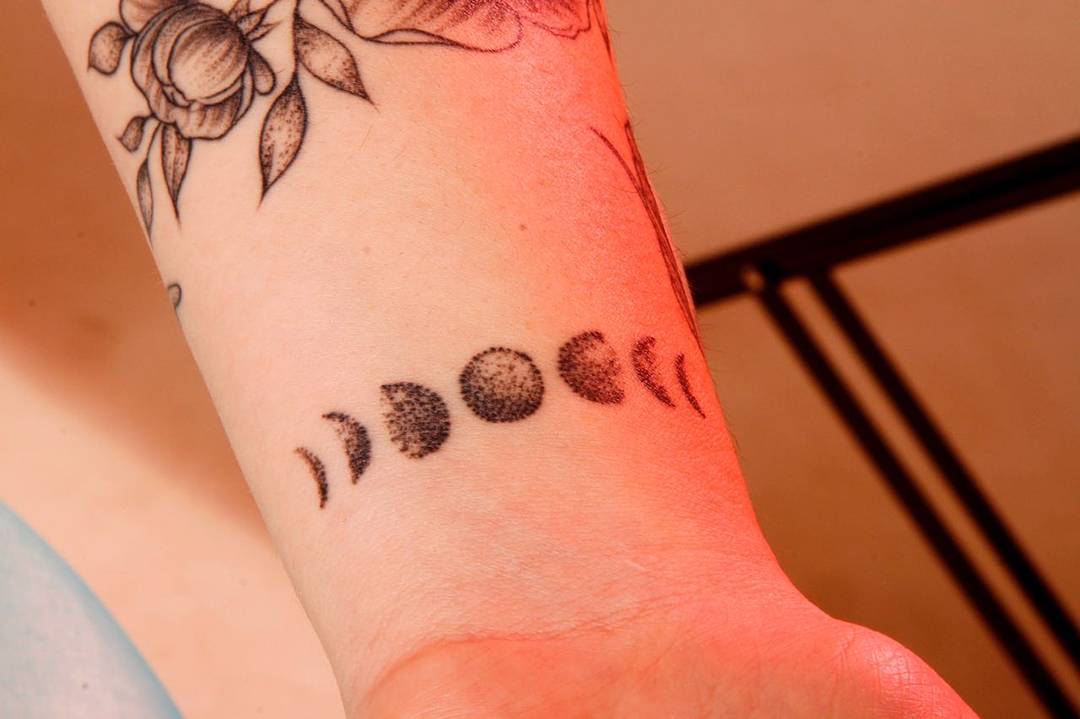 significado da tatuagens de lua 19