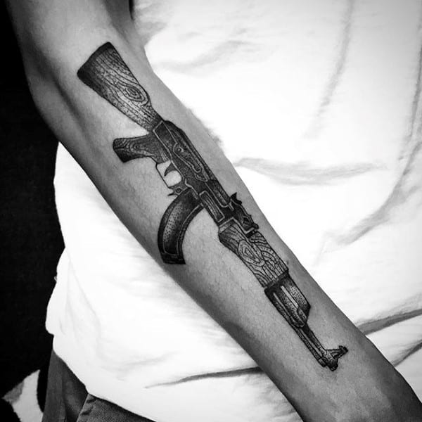significado-da-tatuagem-ak-47-10 Significado da Tatuagem AK-47