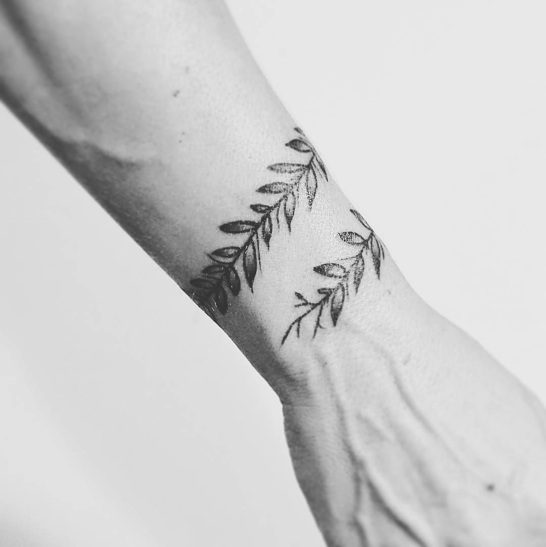 significado da tatuagem folha de louro 13