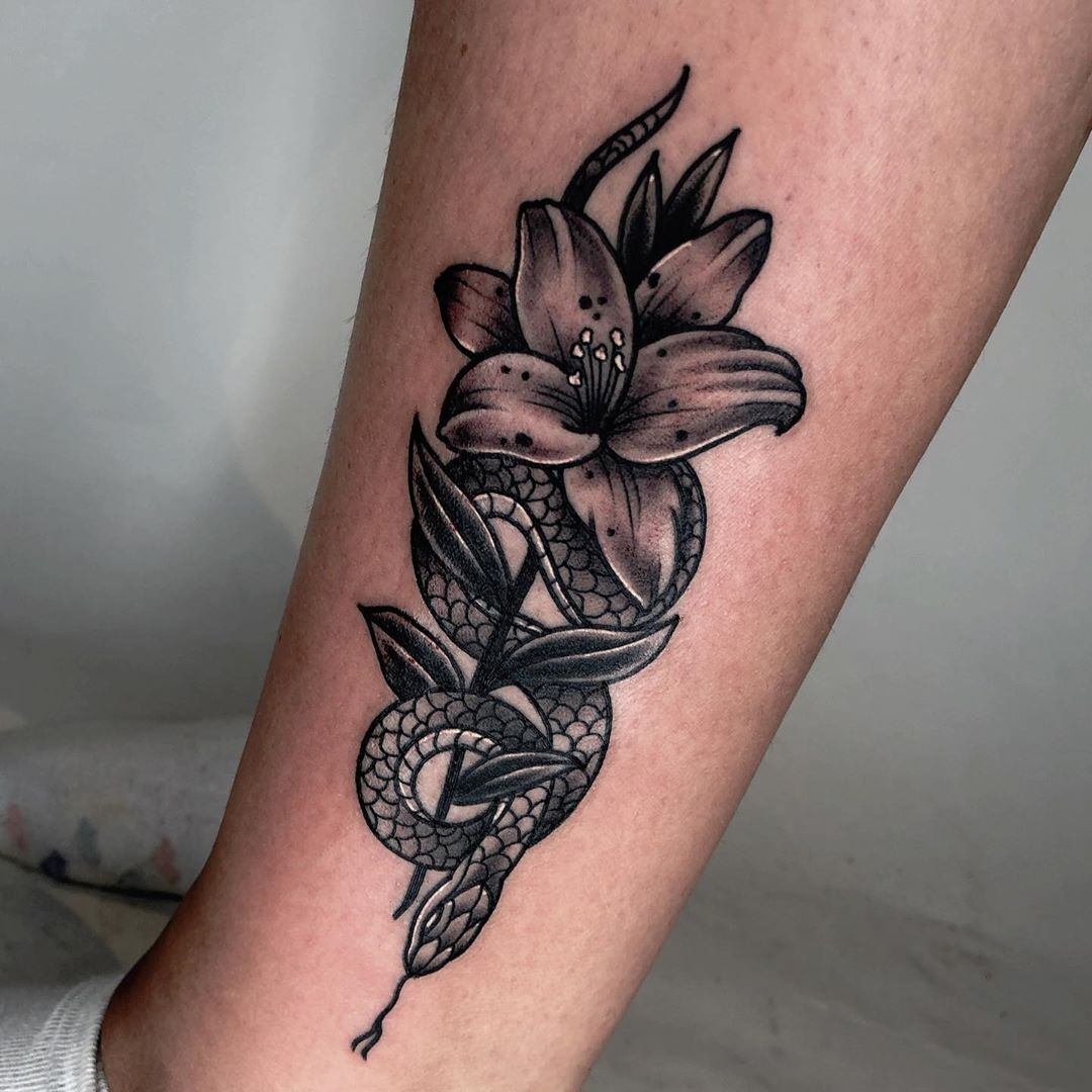 significado de tatuagem de cobra 23