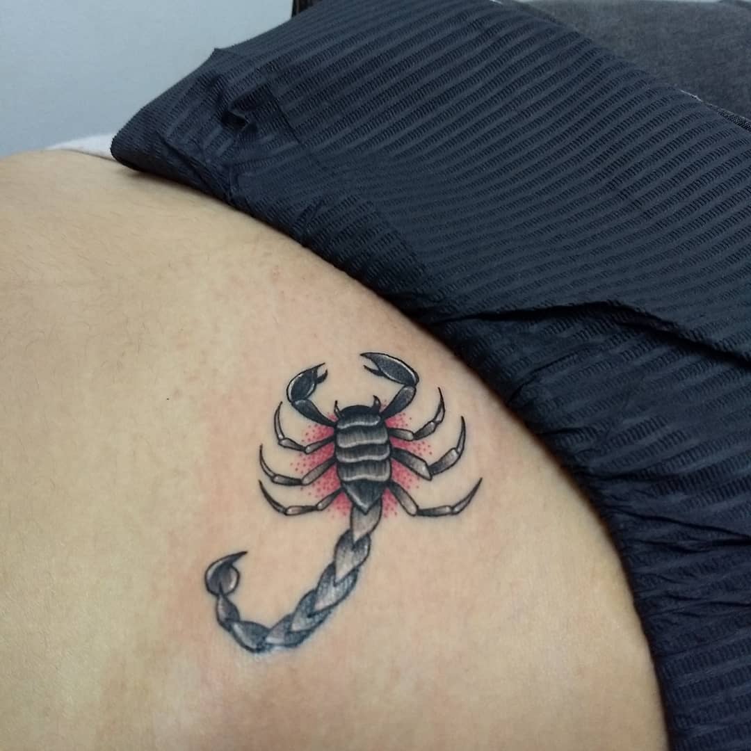 significado da tatuagem de escorpiao 11