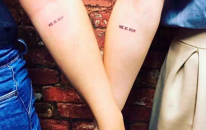 Tatuagem Mãe e Filha: Eternize Tatuagens no Tatuagem Arte Tatuagem mãe e filha