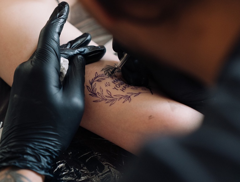 Tatuagens Com Nomes e Desenhos Juntos