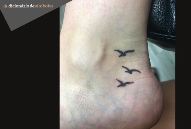 tatuagem-no-tornozelo-confere-ideias-para-voce-se-inspirar-2_xl Tatuagem No Tornozelo Confere Ideias Para Voce Se Inspirar