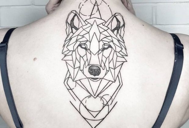 tatuagem-feminina-nas-costas-27-simbolos-com-imagens-para-voce-se-inspirar-27_xl Tatuagem Feminina Nas Costas 27 Simbolos Com Imagens Para Voce Se Inspirar