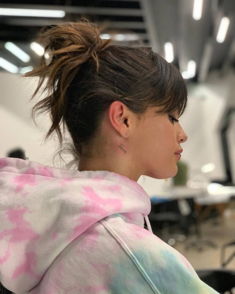 Foto da tatuagem "Rare" de Selena Gomez