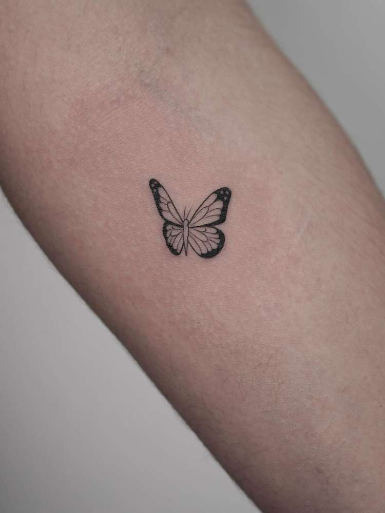 Opção de tatuagem pequena